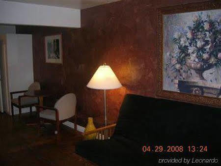 Raz Inn Central Phoenix Exterior photo